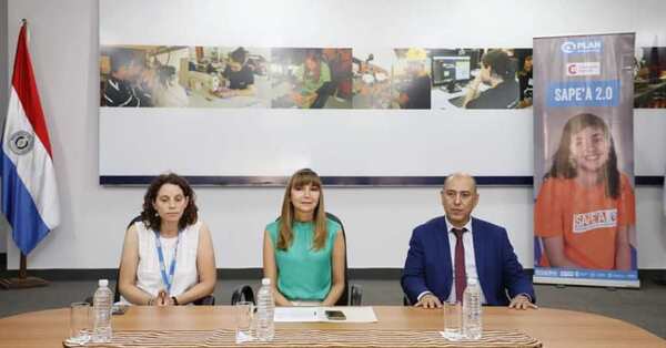 Presentan estudio de mercado y nuevas mallas curriculares