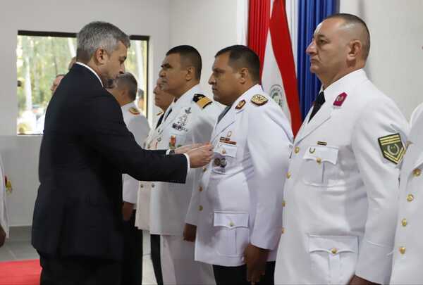 Mario Abdo Benítez participó del aniversario de la Justicia Militar - .::Agencia IP::.