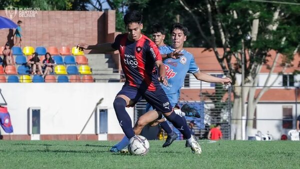 Sub 16: Azulgranas y gumarelos al frente   - Fútbol - ABC Color