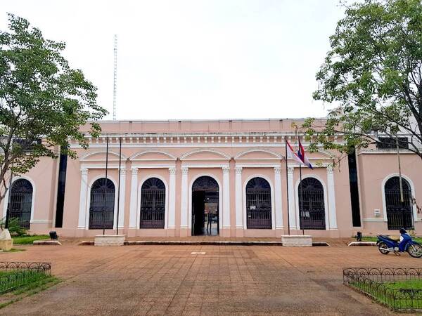 Concejales de Concepción rechazan balance de ex gobernador liberal que ahora apunta al Senado - ADN Digital