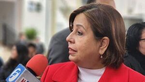 Esperanza Martinez insta a cambios para depurar "la rosca corrupta" 