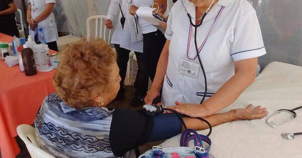 La Nación / Chikungunya: ante deshidratación, insisten en el cuidado especial a bebés y ancianos