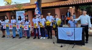 Durante festejos de aniversario, sacerdote resalta calidad educativa del CREC | Radio Regional 660 AM