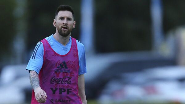 Argentina llega al Monumental seis horas antes del amistoso