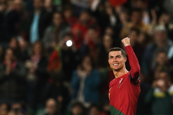 Diario HOY | Cristiano Ronaldo celebra nuevo récord con un doblete