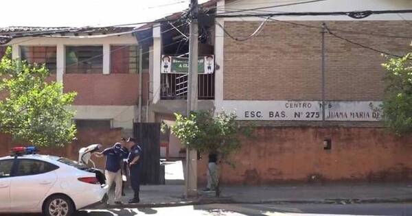 La Nación / Marginales robaron hasta la alcancía de los alumnos