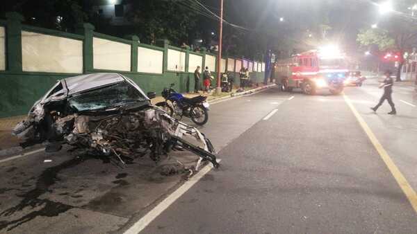 Aparatoso siniestro vial deja lesionados y daños materiales | 1000 Noticias
