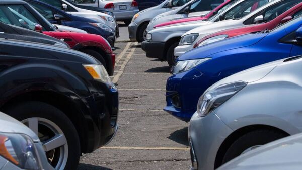 Demanda de autos usados disminuye pero precios se mantienen altos | Análisis Macro | 5Días