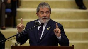 Lula tiene neumonía leve, está en reposo y posterga su partida a China - .::Agencia IP::.