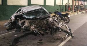 La Nación / Aparatoso accidente deja a una joven herida, pero al conductor ileso