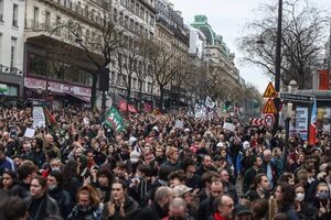 Video: Crecen las protestas en Francia contra la reforma jubilatoria - Mundo - ABC Color
