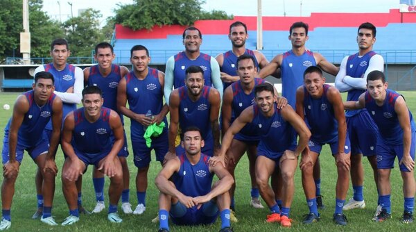 Versus / Estuvo en Europa, fue campeón con Cerro y Olimpia, pero ahora jugará en Intermedia