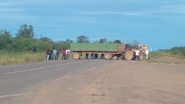 Indígenas de Alto Paraguay cierran ruta por falta de asistencia