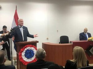 En acto de asunción del adjunto, el fiscal general habló de antagonismo de intereses en CDE - ABC en el Este - ABC Color