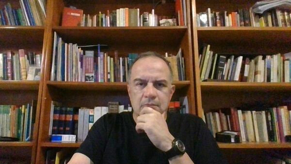 Jorge Rolón Luna espera recaudar G. 50 millones con la venta de sus libros - El Independiente