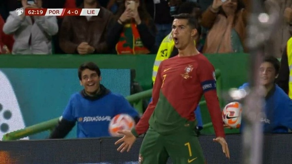 [VIDEO] ¡El doblete de CR7 que lo aleja de Messi como máximo goleador de selecciones!