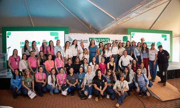 Testimonios inspiradores e historias de superación en Innovar Mujer