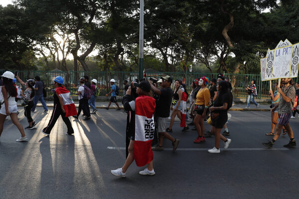 Perú proyecta un crecimiento cero en el primer trimestre por las protestas - MarketData