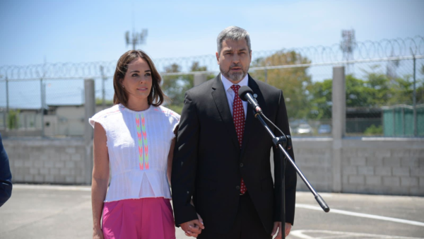 Abdo Benítez ya se encuentra en República Dominicana