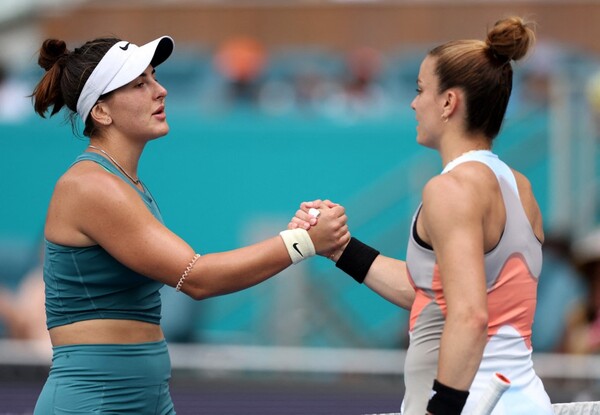 Diario HOY | Sakkari y Jabeur tropiezan en el debut en Miami