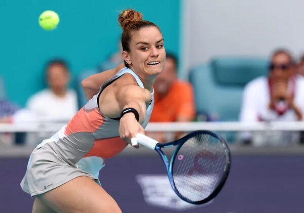 Sakkari y Jabeur caen en sus estrenos en Miami; argentino Pella pierde una batalla - Tenis - ABC Color
