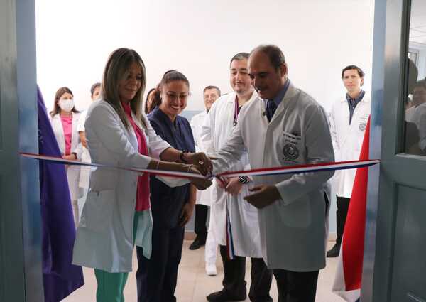 Hospital de Clínicas habilita mejoras en sus servicios de Emergencias de Adultos - trece