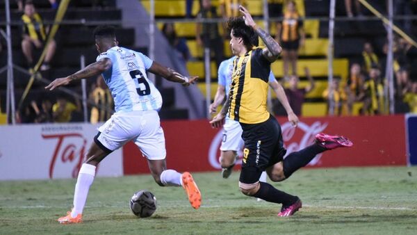 Guaraní y Guaireña firman un empate