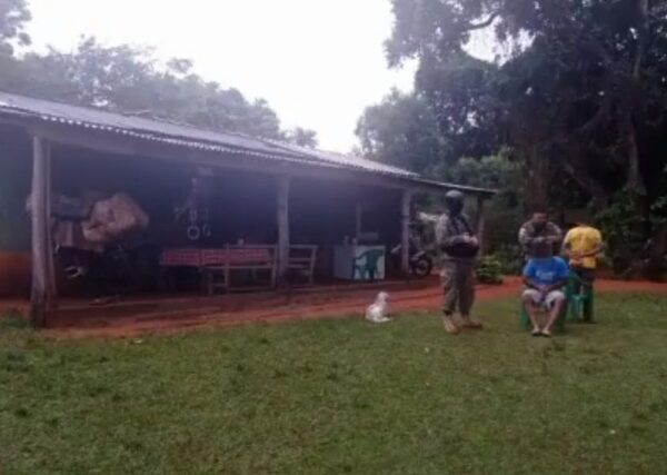 Urgente: Presuntos secuestradores son abatidos en la Colonia Guavirá - Oasis FM 94.3