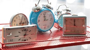 ¡A tener en cuenta! Este domingo se atrasa la hora oficial del país en 60 minutos - .::Agencia IP::.