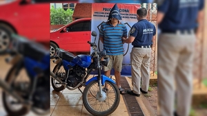 Intentaba vender una moto robada y fue aprehendido por la Policía