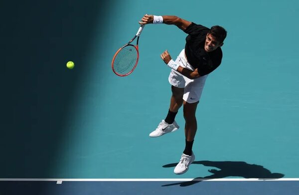 Tenis: Sudamericanos Cerúndolo y Garín avanzan en Miami - Polideportivo - ABC Color