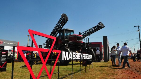 De La Sobera lanza innovador pulverizador Massey Ferguson