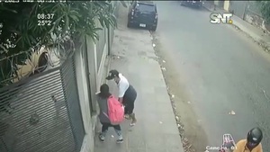 Violento ataque de motochorros - SNT