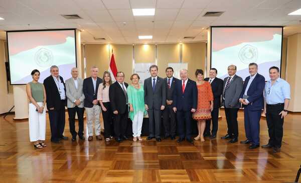 Renuevan convenio para sostenibilidad del sistema electrónico de Ventanilla Única del Exportador - .::Agencia IP::.