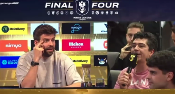 Versus / La reacción de Piqué cuando le hablaron de Paraguay y Versus en la final de la Kings League