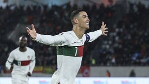 Portugal resuelve por la vía rápida con otro doblete de Cristiano