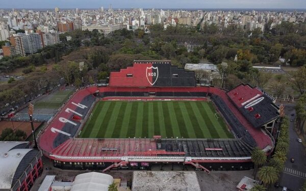 Prohíben a un padre el ingreso al estadio hasta que pague su deuda por pensión alimenticia - Radio Imperio