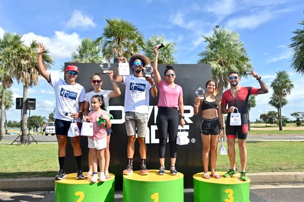 Exitoso arranque de la temporada de triatlón en el Bajo Chaco - La Tribuna