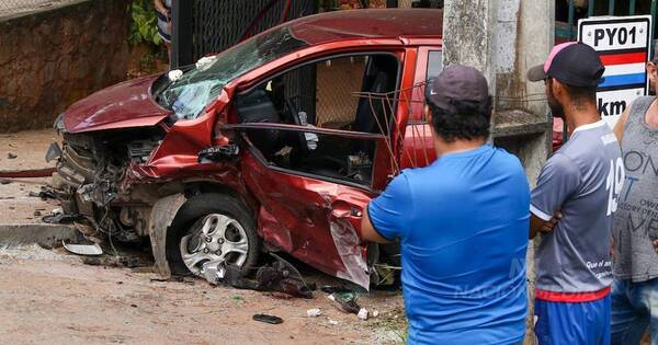 La Nación / Conductor de plataforma falleció en accidente vial