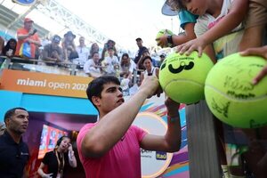 Tenis: Carlos Alcaraz ya está en octavos de final en Miami - Polideportivo - ABC Color