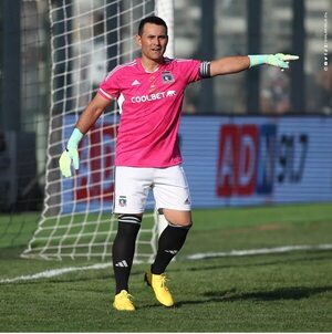 Villar, en la despedida de Paredes, el máximo goleador del fútbol chileno - Fútbol Internacional - ABC Color