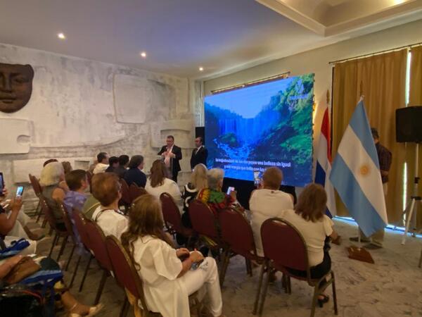 Paraguay se promociona en el litoral argentino | 1000 Noticias