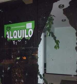 Otra edificación en desuso fue blanco de disparos de arma de fuego - Oasis FM 94.3