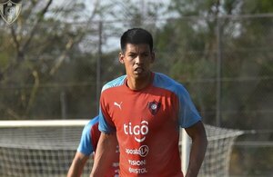 Versus / De un "10" a otro: El mensaje de aliento de Julio Dos Santos para un "crack" de Cerro Porteño