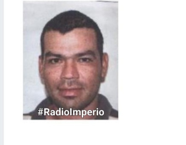 Vecinos del barrio Guaraní redujeron a asaltante armado con hierro - Radio Imperio