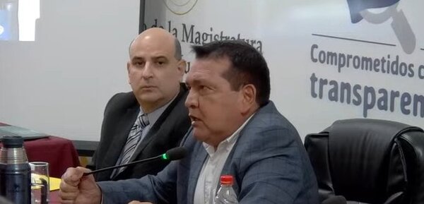 Pedro Santa Cruz pide al fiscal general investigar a Jorge Bogarín Alfonso