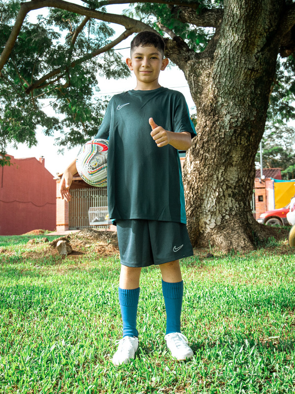 Diario HOY | Encontraron al Messi paraguayo, sueña con conocer a su ídolo
