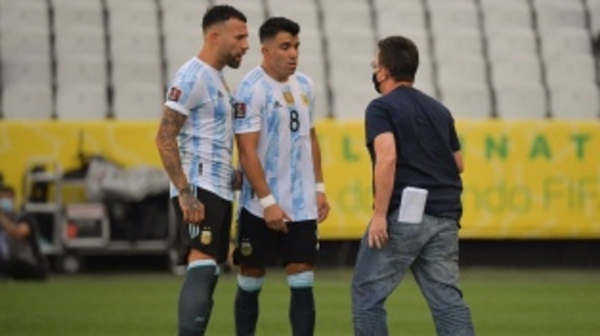 Sacan a Argentina de la cancha | 1000 Noticias