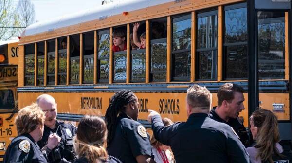 Otra vez a los tiros en una escuela de Estados Unidos: son 7 los muertos confirmados