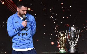 Versus / Lionel Messi: "Amo el fútbol"